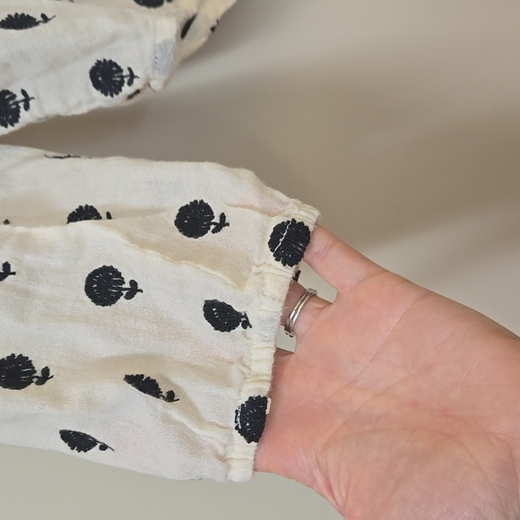 Roller Rabbit Top - Picture 4 of 6